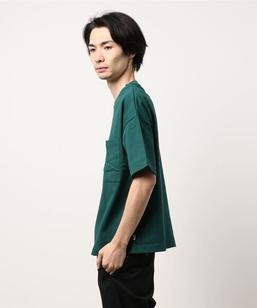 Traditional Weatherwear（トラディショナルウェザーウェア）の「BIG T-SHIRT with POCKET（Tシャツ/カットソー・メンズ・ボルドー/ダークグリーン・M/L）」の3枚目の写真