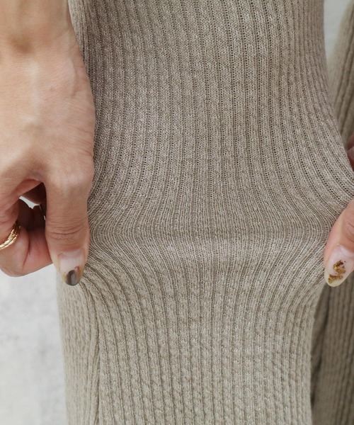 reca(レカ)の「リブフレアレギンスパンツ(レギンス/スパッツ・レディース・ブラック/アイボリー/グレー系その他・FREE)」の8枚目の写真