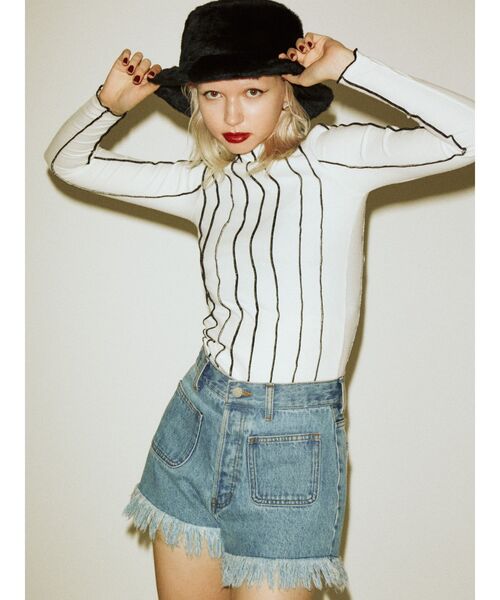 jouetie（ジュエティ）の「ロックステッチトップス（Tシャツ/カットソー・レディース・オフホワイト/ブラック/グリーン・MEDIUM）」の2枚目の写真