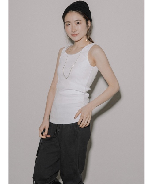 eversince(エバーシンス)の「【ペールトーン】ラウンドネック・リブタンクトップ(タンクトップ・レディース・ブラック/アイボリー/オフホワイト/ピンク/グリーン/グレイッシュベージュ・M/L)」の9枚目の写真