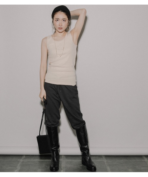 eversince(エバーシンス)の「【ペールトーン】ラウンドネック・リブタンクトップ(タンクトップ・レディース・ブラック/アイボリー/オフホワイト/ピンク/グリーン/グレイッシュベージュ・M/L)」の10枚目の写真