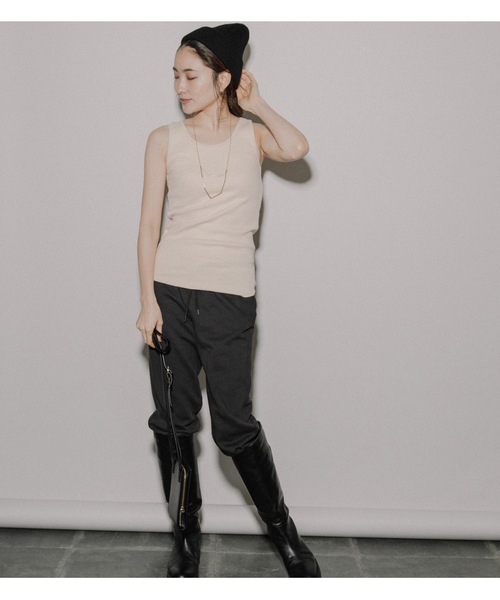 eversince(エバーシンス)の「【ペールトーン】ラウンドネック・リブタンクトップ(タンクトップ・レディース・ブラック/アイボリー/オフホワイト/ピンク/グリーン/グレイッシュベージュ・M/L)」の11枚目の写真
