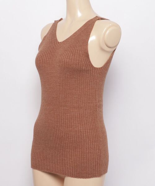 KIIRA（キーラ）の「KiiRA Rib Knit Tank Top ki-3306（タンクトップ・レディース・ベージュ/ブラウン・ONE SIZE）」の4枚目の写真
