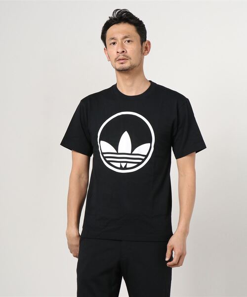 adidasOriginals マルチアウトライントレフォイルTシャツ 送関込 adidas（アディダス）の「サークル トレフォイル 半袖Tシャツ