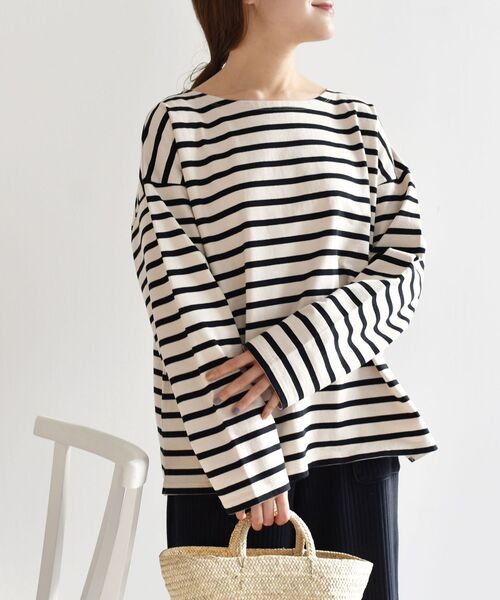 SHIPS Days(シップスデイズ)の「SHIPS Days:バスクTee(Tシャツ/カットソー・レディース・ホワイト/ベージュ/ライトグリーン・ONE SIZE)」の2枚目の写真