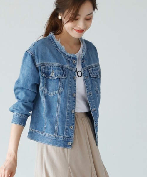 M.deux(エムドゥ)の「フリンジノーカラーデニムジャケット(デニムジャケット・レディース・ネイビー/ブルー・MEDIUM)」の1枚目の写真