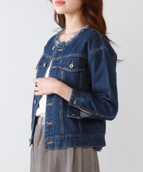 M.deux(エムドゥ)の「フリンジノーカラーデニムジャケット(デニムジャケット・レディース・ネイビー/ブルー・MEDIUM)」の5枚目の写真