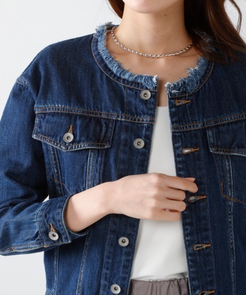 M.deux(エムドゥ)の「フリンジノーカラーデニムジャケット(デニムジャケット・レディース・ネイビー/ブルー・MEDIUM)」の13枚目の写真