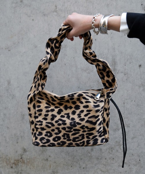 Marient（マリエント）の「レオパードシャーリングハンドルBAG/ショルダーバッグ（ショルダーバッグ・レディース・ベージュ/キャメル・FREE）」の2枚目の写真