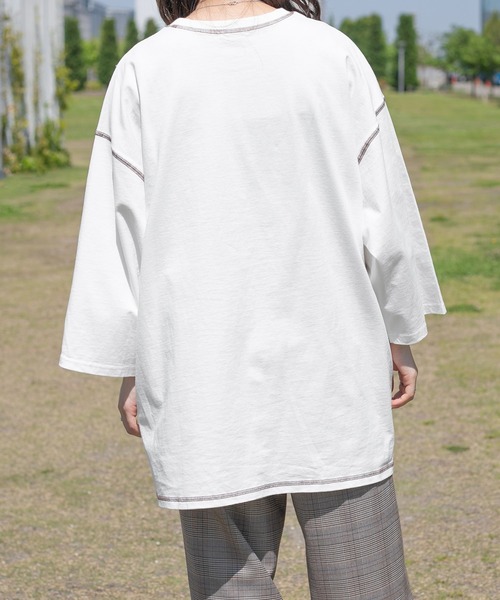PairPair(ペアペア)の「配色ステッチデカポケT(ユニセックス)(Tシャツ/カットソー・レディース・スミクロ/グレイッシュベージュ/オフホワイト・FREE)」の14枚目の写真