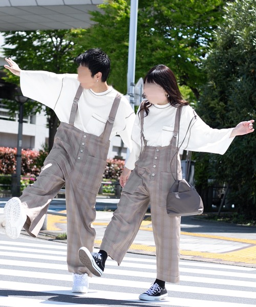 PairPair(ペアペア)の「配色ステッチデカポケT(ユニセックス)(Tシャツ/カットソー・レディース・スミクロ/グレイッシュベージュ/オフホワイト・FREE)」の8枚目の写真