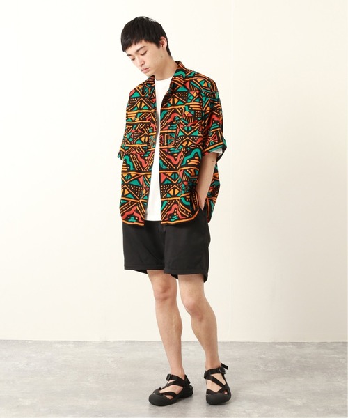 JOURNAL STANDARD relume（ジャーナルスタンダード　レリューム）の「アフリカンバティック半袖シャツ（シャツ/ブラウス・メンズ・ブラック/ブラウン/グリーン・FREE）」の6枚目の写真