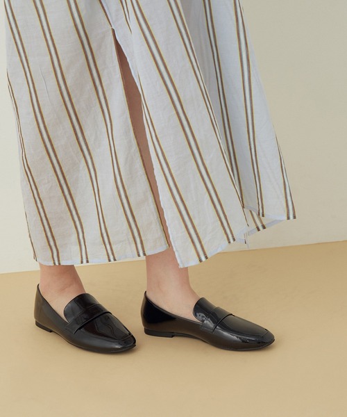 ADAM ET ROPE'(アダムエロペ)の「【晴雨兼用】ポーチ付きレインローファー(レインシューズ・レディース・ライトグレー/ブラック・23.5cm/22.5cm/24.0cm/23.0cm/24.5cm)」の5枚目の写真