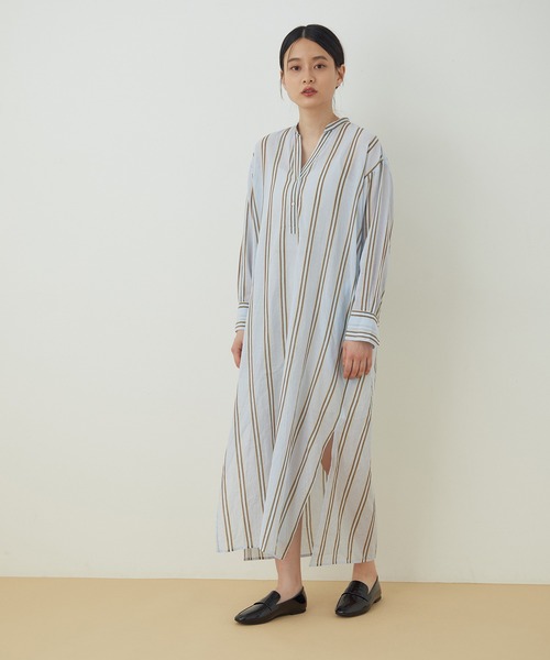 ADAM ET ROPE'(アダムエロペ)の「【晴雨兼用】ポーチ付きレインローファー(レインシューズ・レディース・ライトグレー/ブラック・23.5cm/22.5cm/24.0cm/23.0cm/24.5cm)」の17枚目の写真