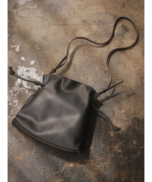 rem closet(レムクローゼット)の「egg knot bag(ショルダーバッグ・レディース・ブラック/アイボリー/ブラウン・FREE)」の1枚目の写真