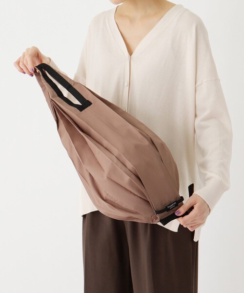 OPAQUE.CLIP（オペークドットクリップ）の「Shupatto（シュパット） 別注 DROP エコバッグ【UNISEX】（エコバッグ/サブバッグ・レディース・ブラック/ベージュ・99）」の9枚目の写真