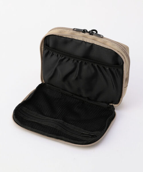 FREDY&GLOSTER（フレディアンドグロスター）の「ジップポーチポシェット（ショルダーバッグ・レディース・ホワイト/ベージュ/ブラック・FREE）」の15枚目の写真