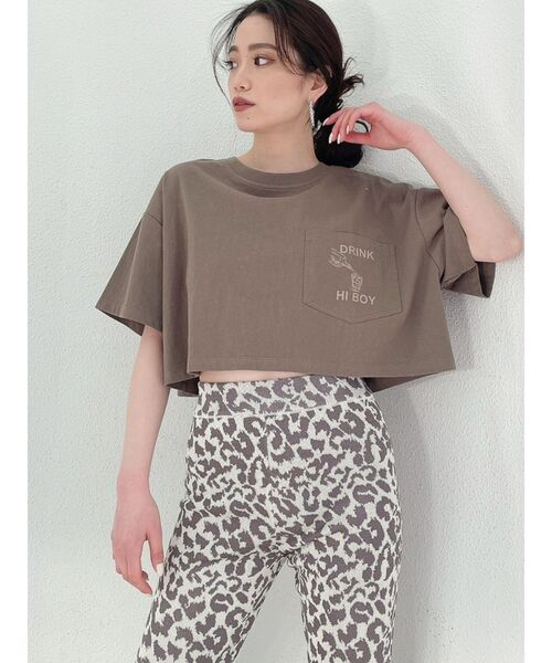 GYDA（ジェイダ）の「DRINK HI BOYポケットショートTシャツ（Tシャツ/カットソー・レディース・チャコールグレー/オフホワイト/カーキ・FREE）」の5枚目の写真