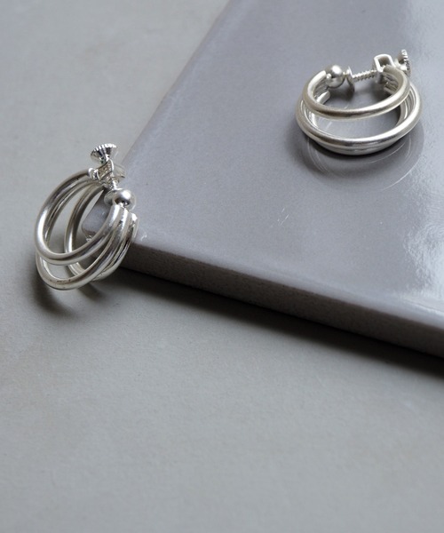 Jenny BY IMMANOEL（ジェニーバイイマノエル）の「フープイヤリング（イヤリング・レディース・シルバー/ゴールド・FREE）」の10枚目の写真