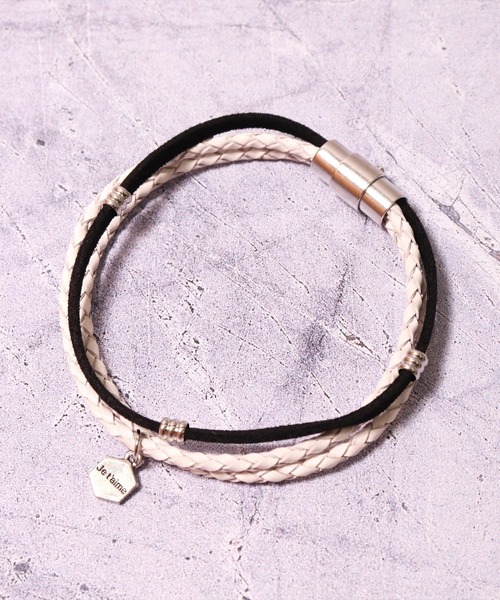 BAYBLO（ベイブロ）の「(BB)【本革】チャーム 編み込み レザー ブレスレット（ブレスレット・メンズ・ホワイト/ブラック/レッド/ネイビー/ブラウン・ONE SIZE）」の15枚目の写真