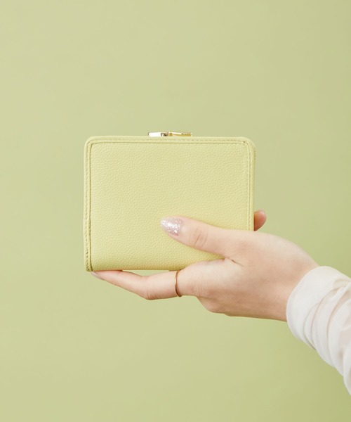 HASHIBAMI（ハシバミ）の「【HASHIBAMI】エイチビー ガマグチ ハーフ ウォレット（財布・レディース・ブラック/グレー/ピンクベージュ/グレイッシュブルー/イエロー/ラベンダー/シルバー/カーキ/グレー系その他/ブロンズ/ナチュラル/ボルドー/ネイビー/ライトグリーン/ライトイエロー/コーラルピンク/マルチ/ターコイズブルー/ブラウン/モスグリーン/ペールイエロー/マジェンタ/ベビーピンク/ゴールド/アクア/レモンイエロー/ライトグリーン系/ふじ色系/ライトオレンジ系/グリーン・FREE）」の19枚目の写真