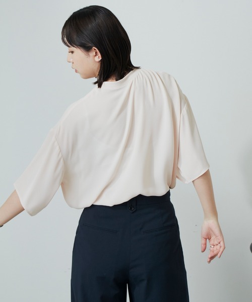 Aunt Marie's（アントマリーズ）の「ハーフスリーブシアートップス（シャツ/ブラウス・レディース・ブラック/ベージュ/アイボリー・FREE）」の10枚目の写真