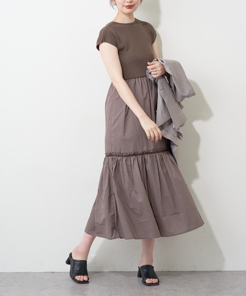 natural couture(ナチュラルクチュール)の「【WEB限定】バックリボンドッキングティアードワンピース(ワンピース・レディース・ベージュ/ブラウン/ピンク/ミント・FREE)」の1枚目の写真