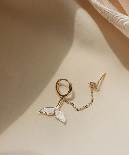 LA VORAGINE（ラ ヴォラジネ）の「片耳（左右兼用）二重ピアス（ピアス（片耳用）・レディース・ゴールド・FREE）」の9枚目の写真