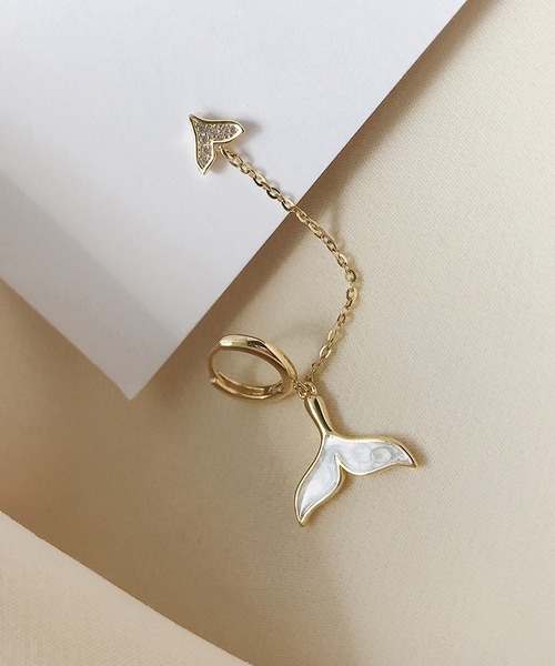 LA VORAGINE（ラ ヴォラジネ）の「片耳（左右兼用）二重ピアス（ピアス（片耳用）・レディース・ゴールド・FREE）」の7枚目の写真