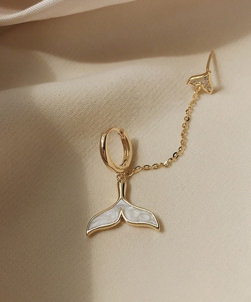 LA VORAGINE（ラ ヴォラジネ）の「片耳（左右兼用）二重ピアス（ピアス（片耳用）・レディース・ゴールド・FREE）」の4枚目の写真