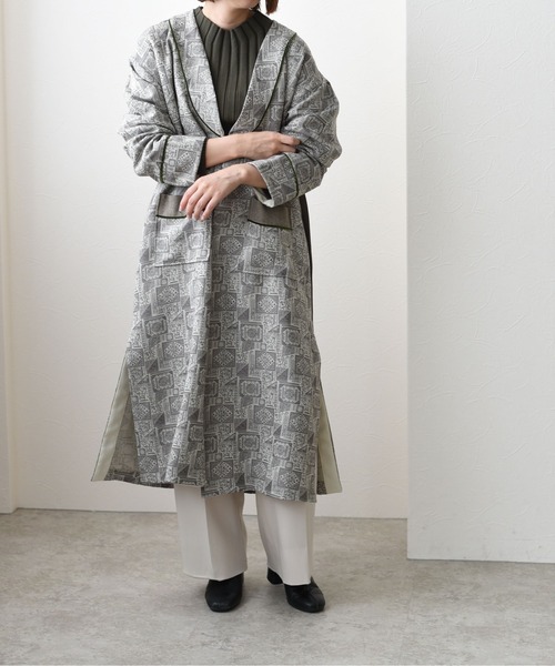 Eimee Law(エイミーロウ)の「オリエンタルJQ パイピングロングガウン(その他アウター・レディース・ブラウン/ベージュ・38)」の12枚目の写真