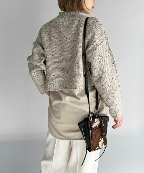 audrey and john wad（オードリーアンドジョンワッド）の「ヘリンボーン柄ニット＋ロングカットソー（ニット/セーター・レディース・ライトベージュ/サックスブルー・M）」の5枚目の写真