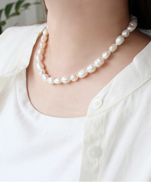 MODE ROBE（モードローブ）の「パールネックレス（ネックレス・レディース・ホワイト・FREE）」の3枚目の写真