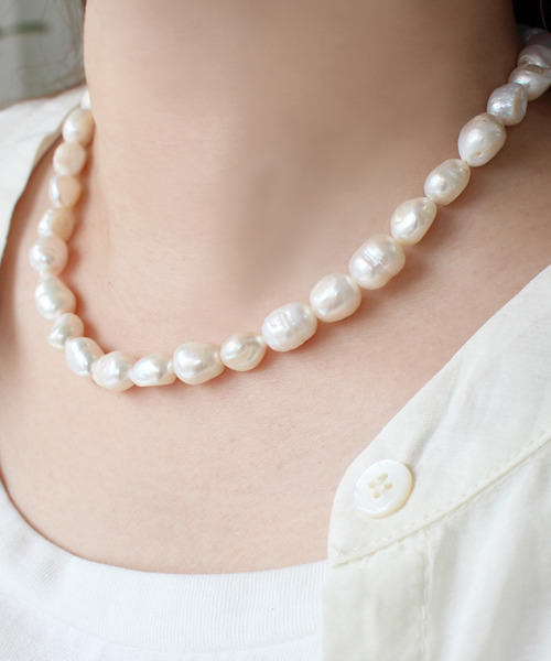 MODE ROBE（モードローブ）の「パールネックレス（ネックレス・レディース・ホワイト・FREE）」の4枚目の写真