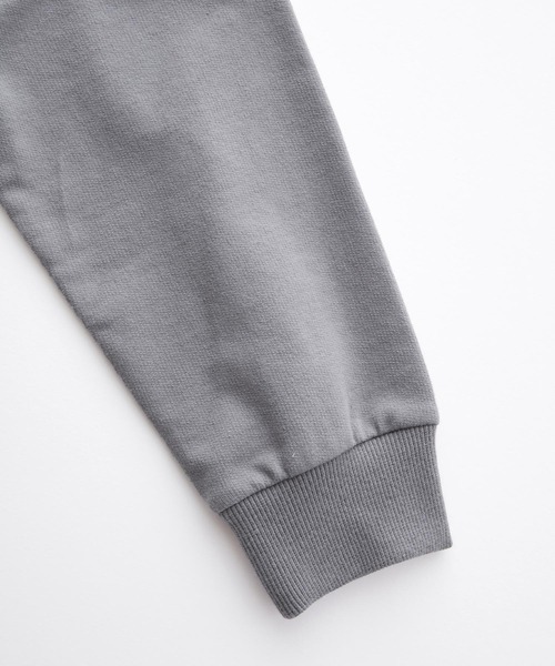 ＆yam（アンドヤム）の「ビッグイニシャル"Y"ロゴスウェット【親子お揃い/リンクコーデ】（スウェット・キッズ・ベージュ/グリーン/ブラック・110-120cm/150-160cm/120-130cm/140-150cm/130-140cm）」の22枚目の写真