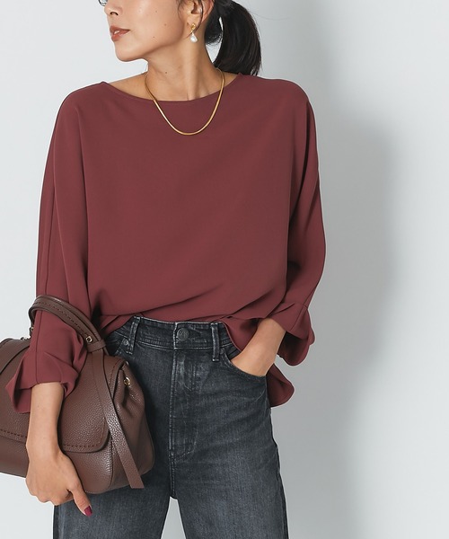 RIVE DROITE(リヴドロワ)の「軽い着心地でストレスフリー ドルマンターンバックブラウス(シャツ/ブラウス・レディース・オフホワイト/ブラック/バーガンディー・FREE)」の3枚目の写真