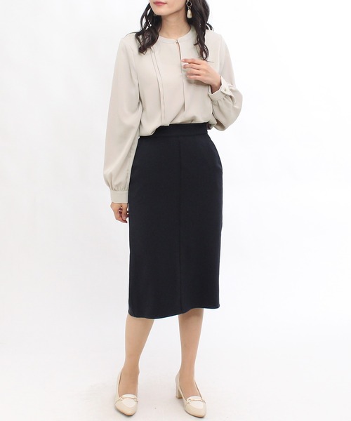 TRUDEA（トルディア）の「金具使いスキッパーブラウス（シャツ/ブラウス・レディース・ホワイト/ネイビー/ライトグレー/グレイッシュベージュ・MEDIUM/LARGE）」の22枚目の写真