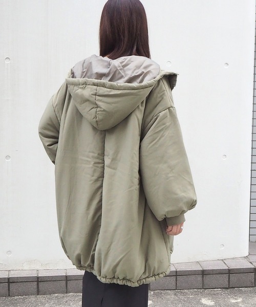 tiptop（ティップトップ）の「中綿モンスターパーカー（ダウンジャケット/コート・レディース・ブラック/カーキ/アイボリー・FREE）」の5枚目の写真