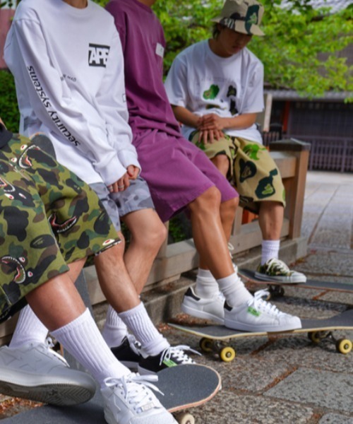 A BATHING APE（アベイシングエイプ）の「OVERDYE WIDE INDEX CARD SHORTS（その他パンツ・メンズ・グレー/グリーン/パープル・MEDIUM/X-LARGE/LARGE/SMALL）」の7枚目の写真