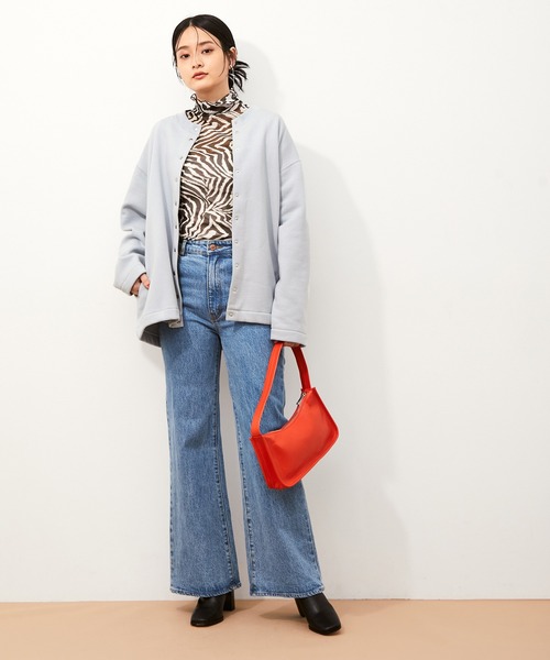 ADAM ET ROPE'(アダムエロペ)の「裏起毛裏毛ドットボタンカーディガン(カーディガン/ボレロ・レディース・ブラック/オフホワイト/サックスブルー・FREE)」の10枚目の写真