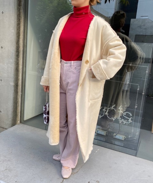 one after another NICE CLAUP（ワンアフターアナザーナイスクラップ）の「この1枚があれば一気に旬なスタイリングに。イニシャルハイネックトップス（Tシャツ/カットソー・レディース・ブラック/レッド/オフホワイト/サックスブルー・FREE）」の18枚目の写真