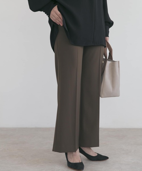 URBAN RESEARCH ROSSO WOMEN（アーバンリサーチ　ロッソ）の「ハイウエストセミフレアパンツ（その他パンツ・レディース・オリーブ/マスタード/バーガンディー・38/36）」の2枚目の写真