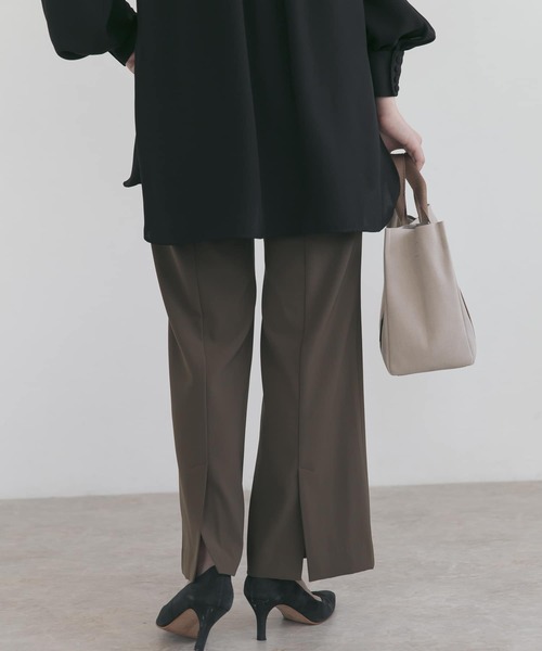 URBAN RESEARCH ROSSO WOMEN（アーバンリサーチ　ロッソ）の「ハイウエストセミフレアパンツ（その他パンツ・レディース・オリーブ/マスタード/バーガンディー・38/36）」の16枚目の写真