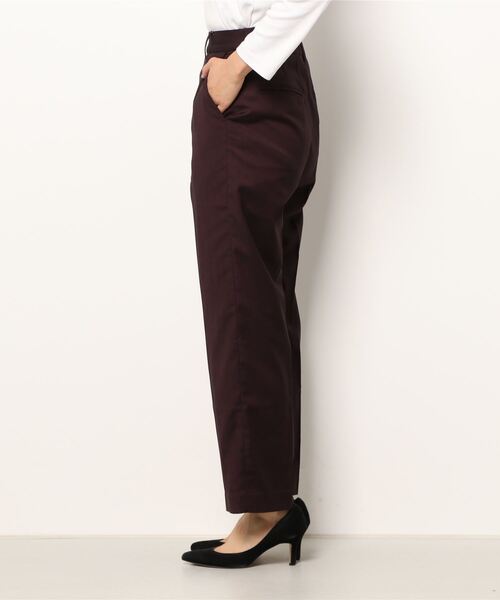 AULI(アウリィ)の「【低身長向けサイズ】PJストレートスラックスパンツ(スラックス・レディース・ブラウン/ダークグレー/レッド・XS/XXS/S)」の4枚目の写真