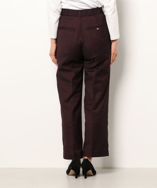 AULI(アウリィ)の「【低身長向けサイズ】PJストレートスラックスパンツ(スラックス・レディース・ブラウン/ダークグレー/レッド・XS/XXS/S)」の5枚目の写真