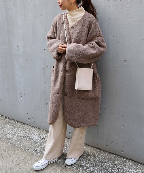 andme（アンドミー）の「合皮パイピングボアノーカラーコート（ノーカラーコート・レディース・アイボリー/モカ/ライトベージュ・M）」の21枚目の写真