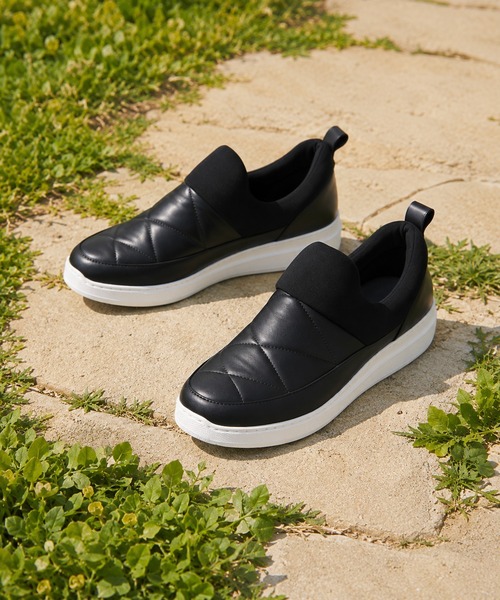 coca(ANDEX shoes product)(コカ)の「coca / BMZインソール付き ふわっと軽い 厚底 軽量 スリッポン スニーカー 121039(スニーカー・レディース・シルバー/ブラック/ブラック系その他・23cm/24cm/23.5cm/22.5cm/24.5cm)」の10枚目の写真