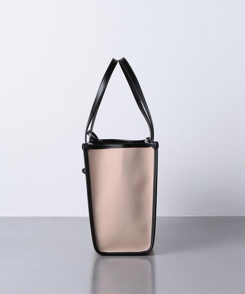 GIANNI CHIARINI（ジャンニ キアリーニ）の「【一部別注】＜GIANNI CHIARINI(ジャンニ キアリーニ) ＞MARCELLA バッグ（トートバッグ・レディース・ベージュ/オフホワイト・FREE）」の5枚目の写真