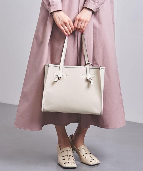 GIANNI CHIARINI（ジャンニ キアリーニ）の「【一部別注】＜GIANNI CHIARINI(ジャンニ キアリーニ) ＞MARCELLA バッグ（トートバッグ・レディース・ベージュ/オフホワイト・FREE）」の9枚目の写真