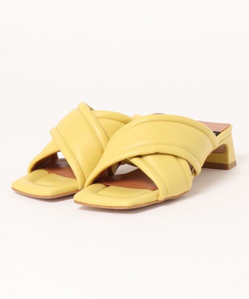 inter-chaussures(インターショシュール)の「【ANGEL ALARCON】スクエアトウクロスベルトサンダル(D22306)(サンダル・レディース・ブラック/ホワイト/イエロー・35/36/38/37)」の6枚目の写真